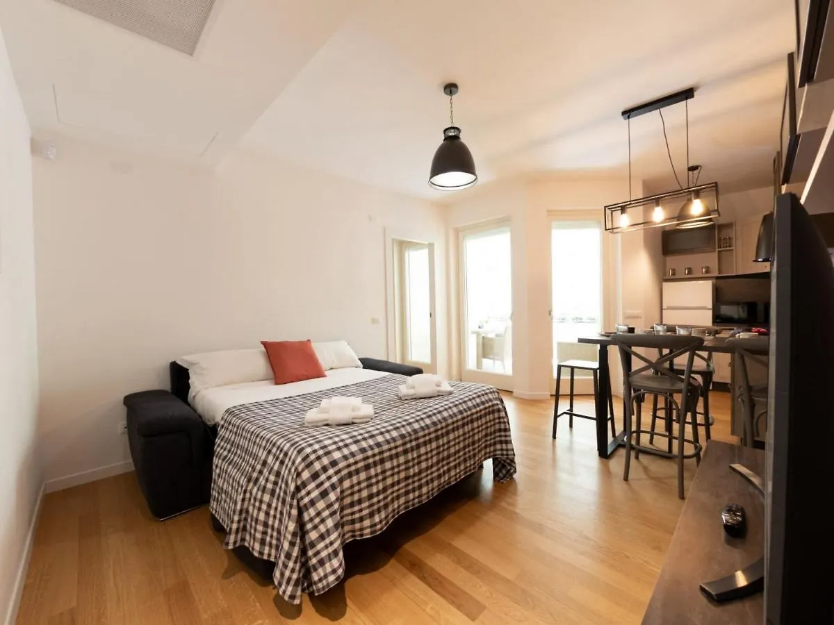 The Best Rent - Modern Apartment Close To Sant'Agnese Metro Station Roma 0*,